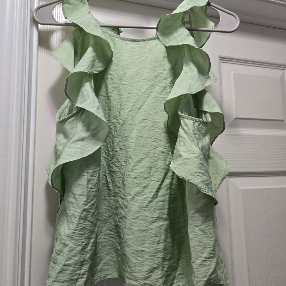 Women's Ruffle Tank Top size M
